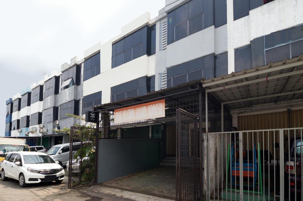 Oyo Life 3149 Guest House Ppli Bandung Exterior photo